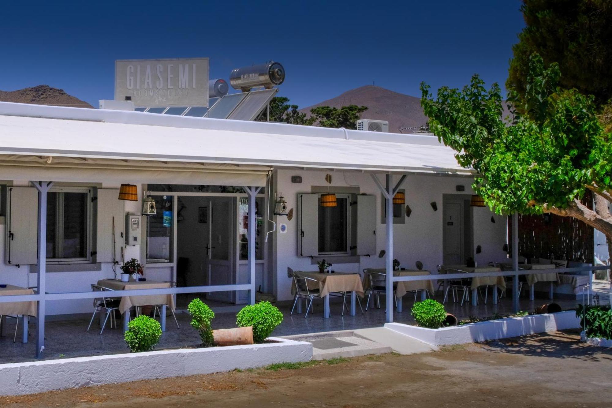 Giasemi Rooms Livadi  Exterior foto