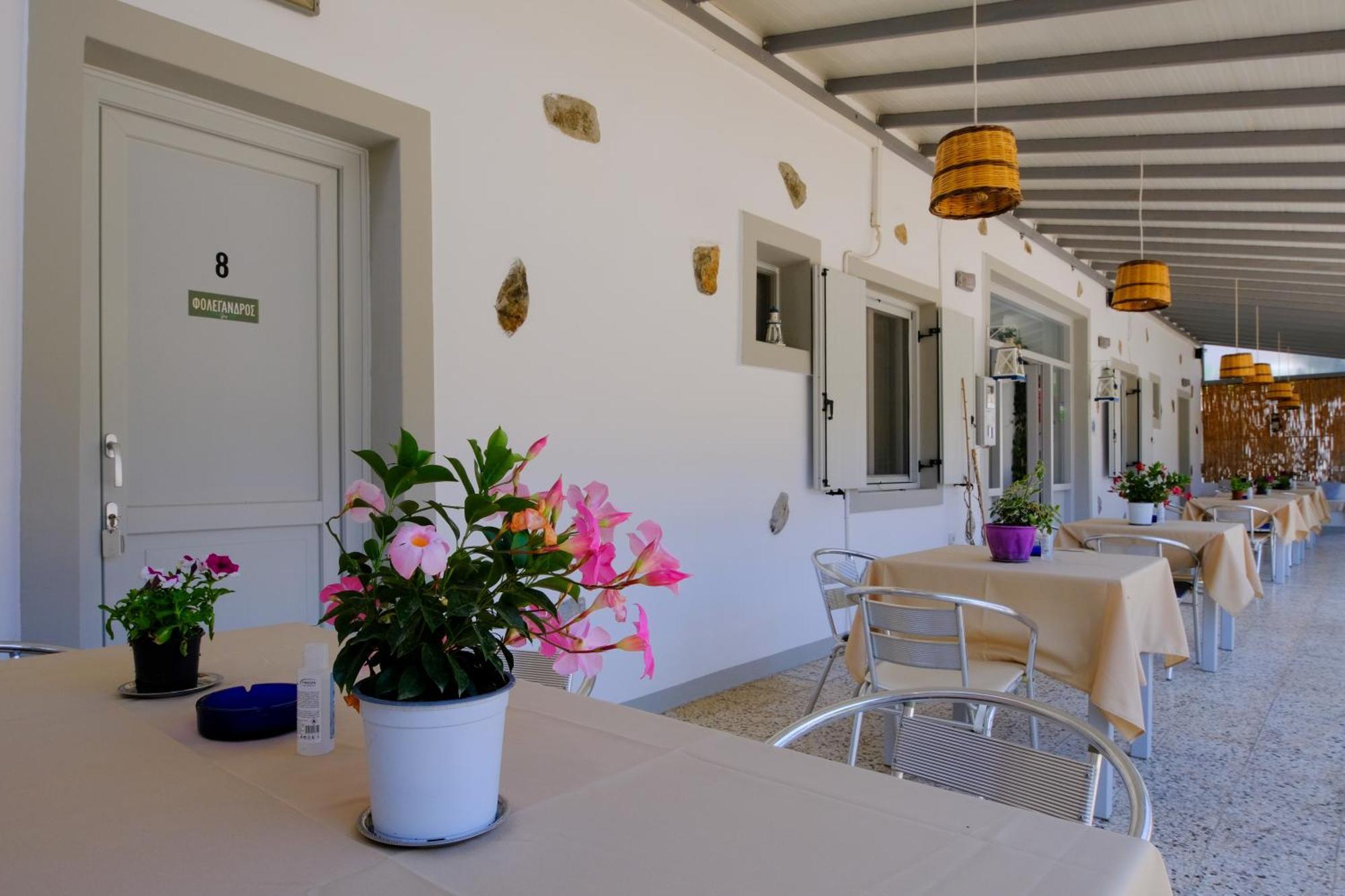 Giasemi Rooms Livadi  Exterior foto